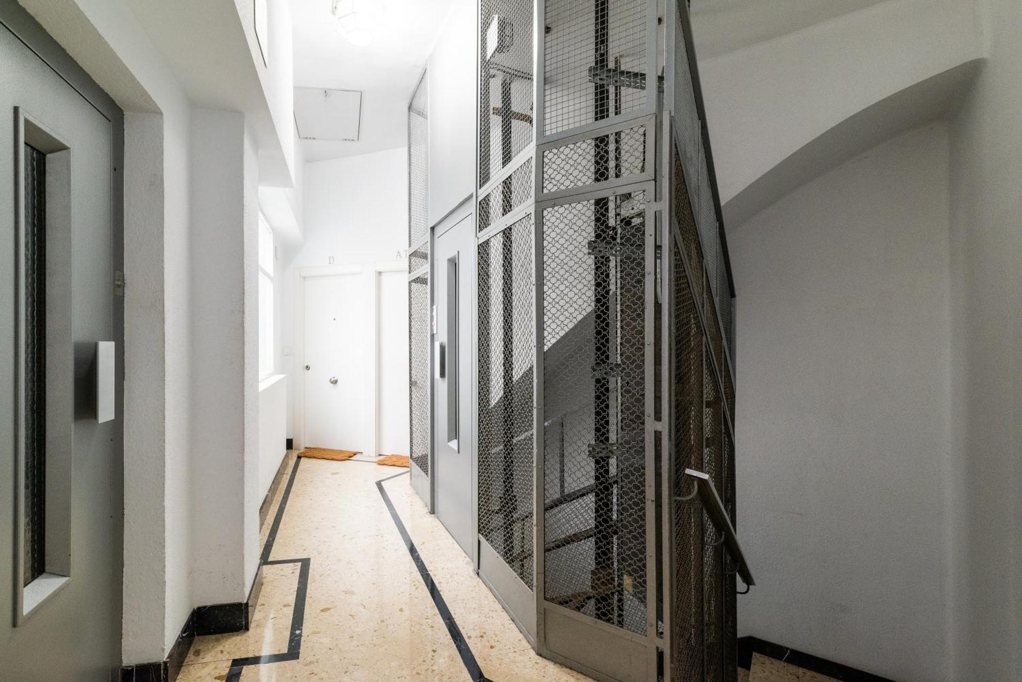 Tuguest Neptuno Apartment Granada Bagian luar foto