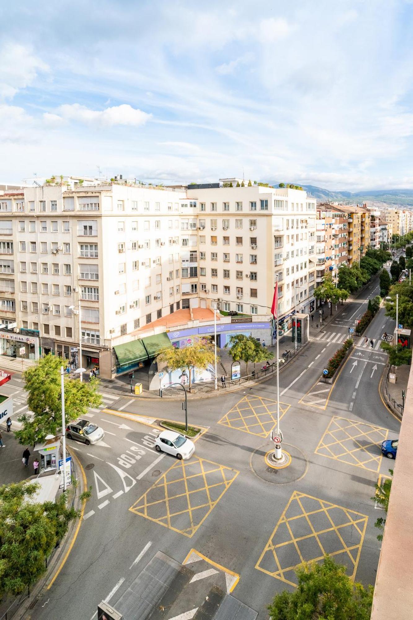 Tuguest Neptuno Apartment Granada Bagian luar foto