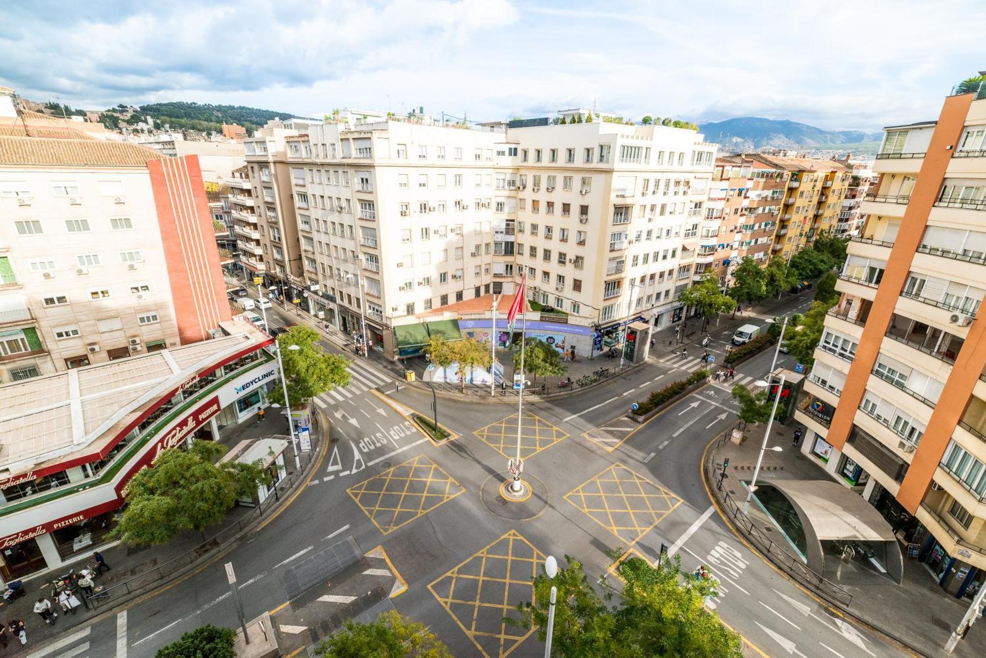 Tuguest Neptuno Apartment Granada Bagian luar foto